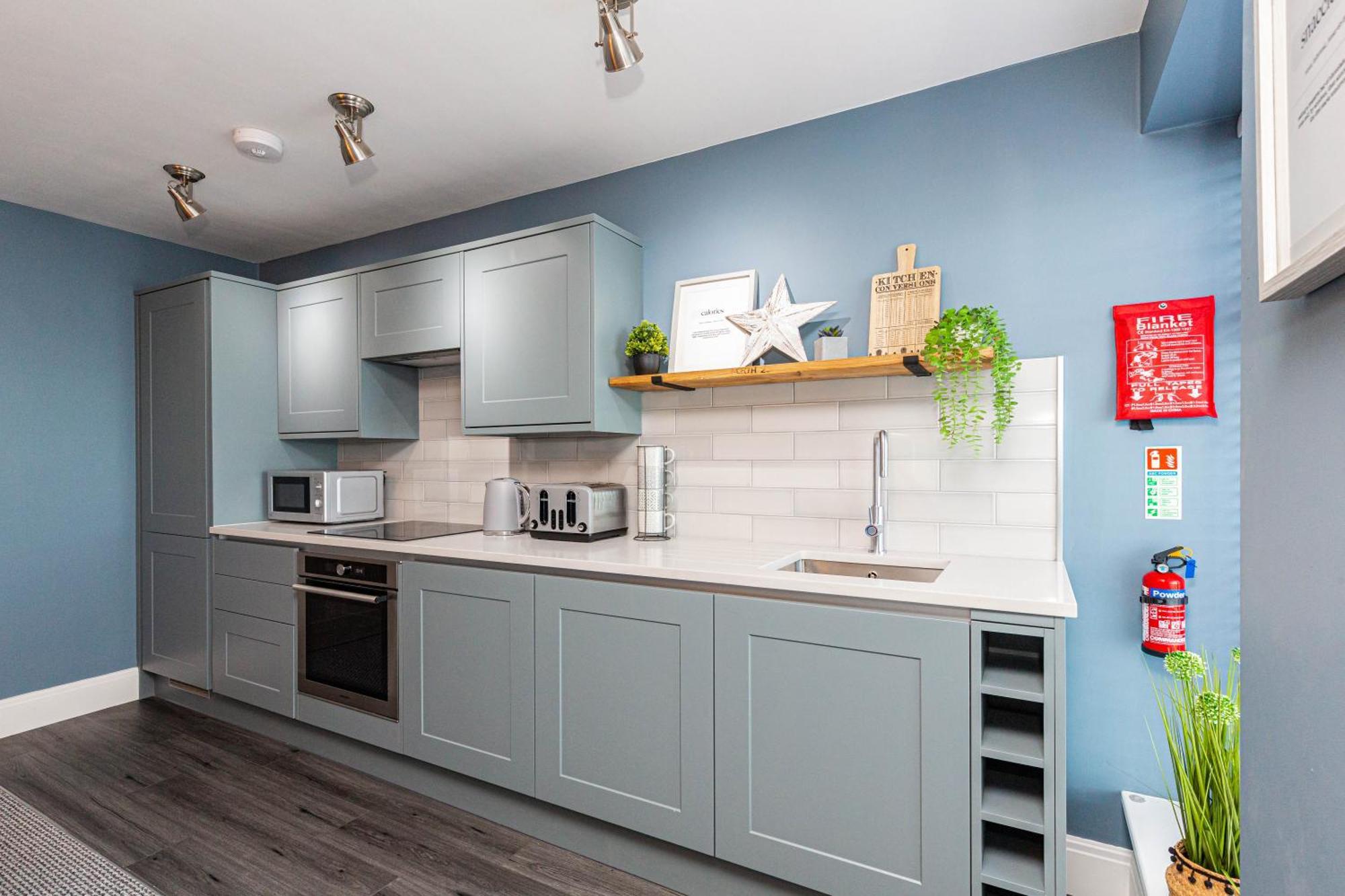 Seafront Apartment - Sleeps 6 - Gateway To The Lake District - Brand New Morecambe Exterior photo